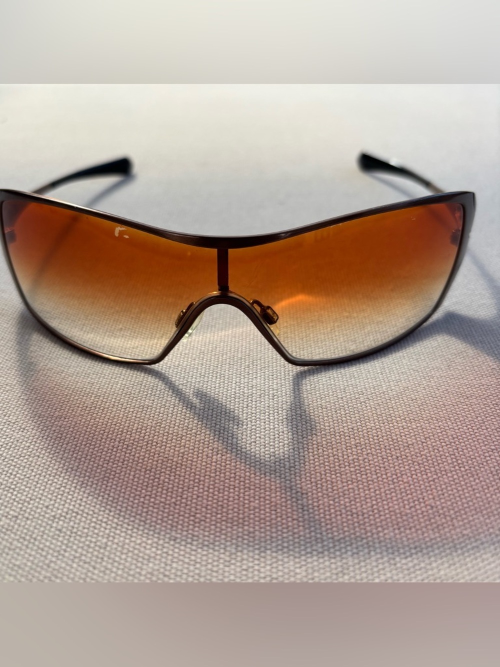 Vintage Oakley Dart Rose Gold ladies Sunglasses